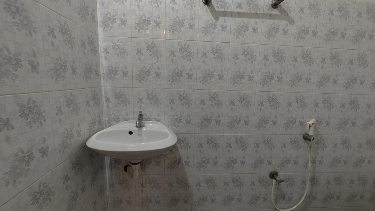 Hotel Greenland Thiruvananthapuram Extérieur photo